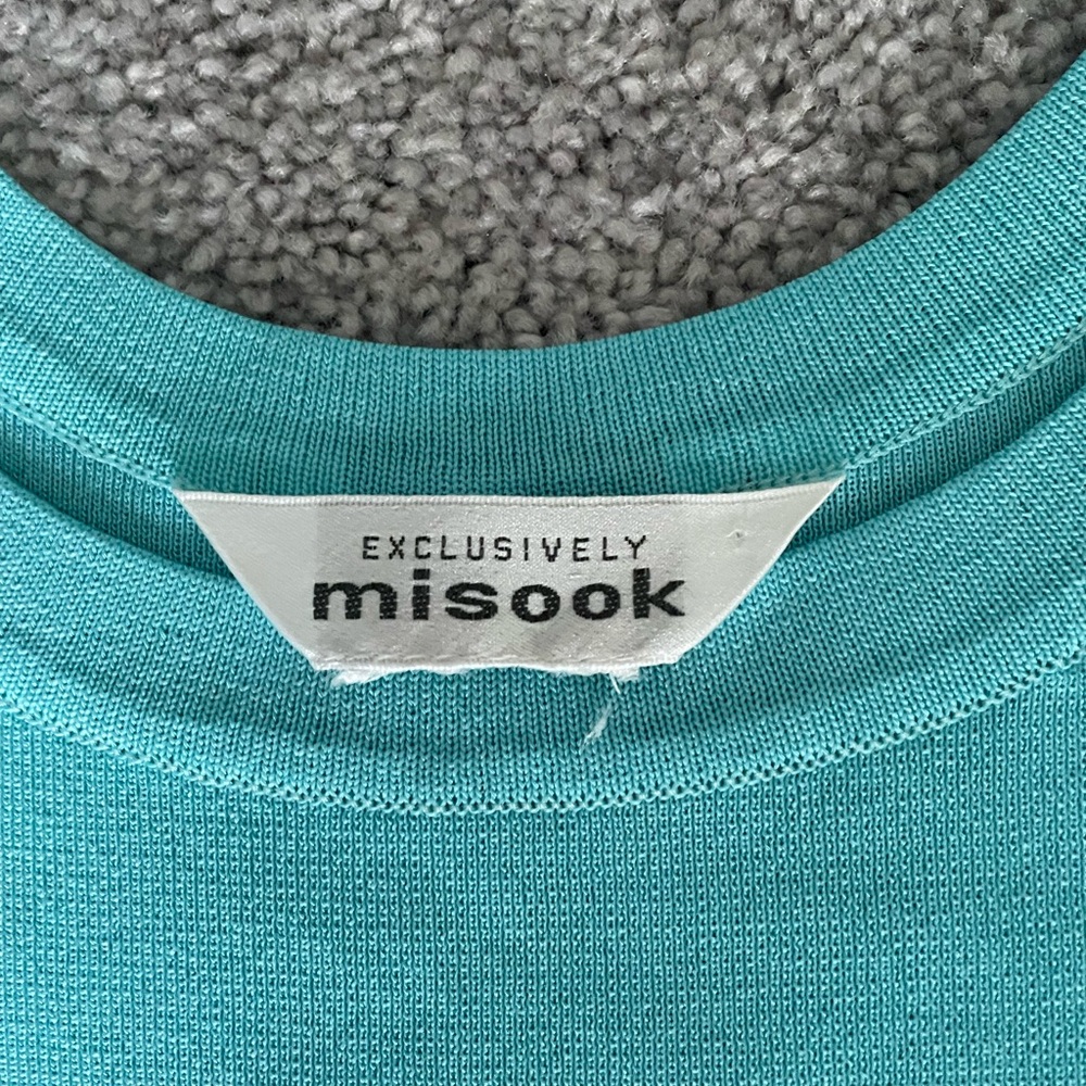 Classic, washable mistook tank.